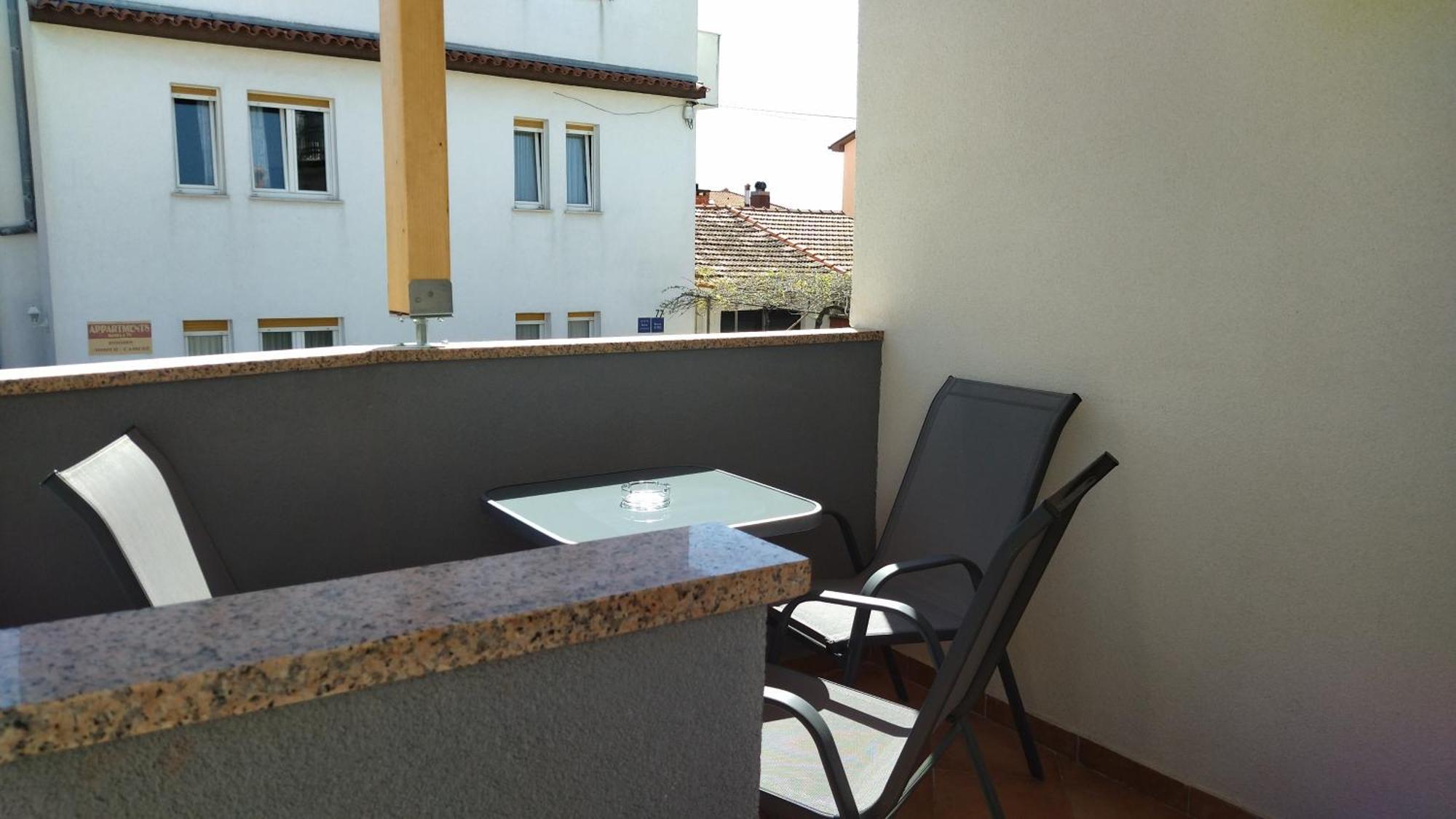 Apartment Uki Premantura Luaran gambar